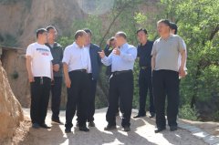 韓一兵在榆林市清澗縣調(diào)研督導農(nóng)村 
